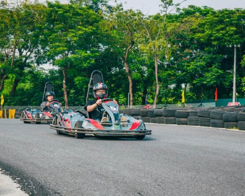 Trải nghiệm Go-Kart và các trò chơi thể thao