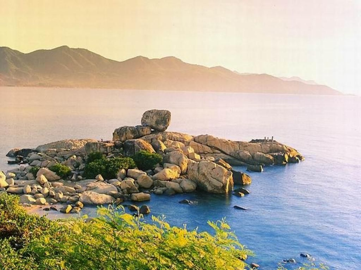 Hòn chồng Nha Trang