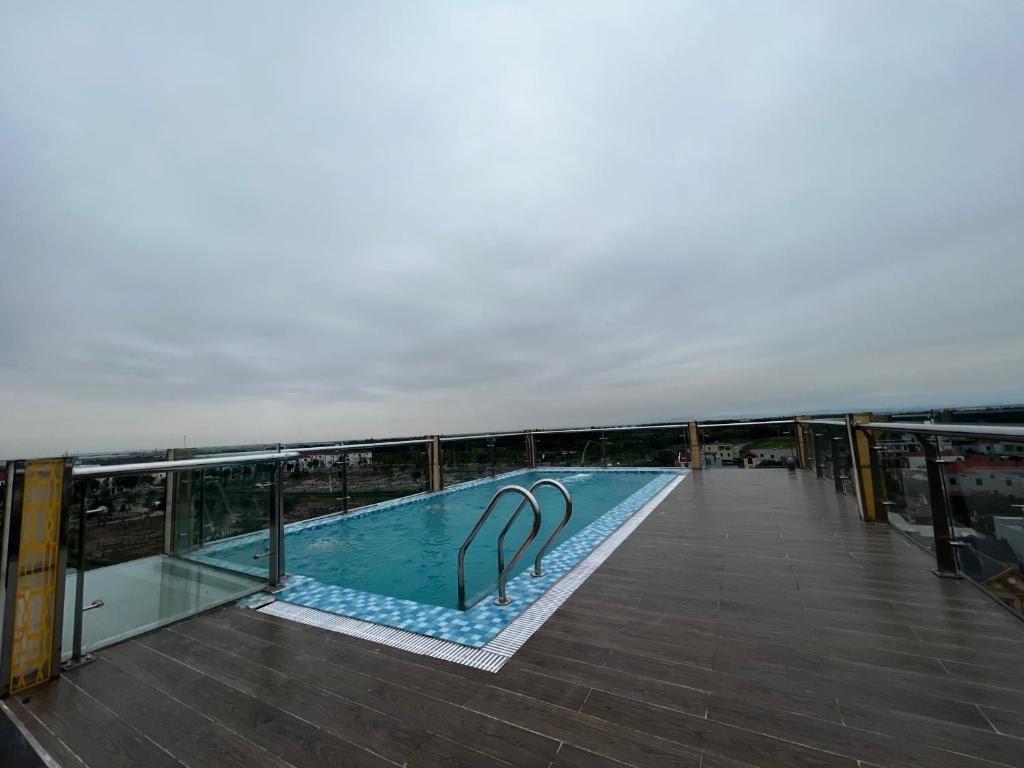 Marina Golfview