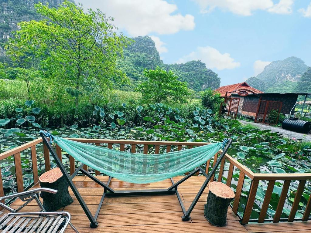 Lotus Field Homestay Hoa Lư