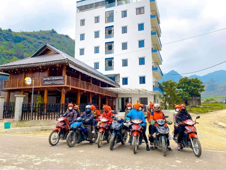 Giang Sơn Hotel & Homestay