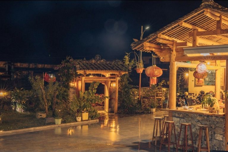 Mèo Vạc Clay House