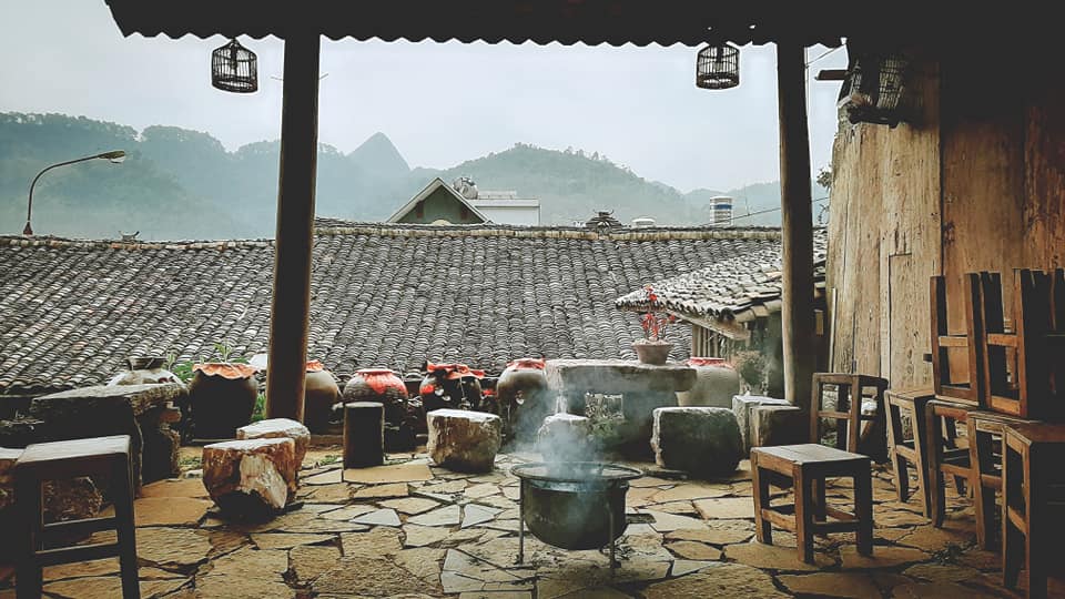 Lo Lo Homestay & Cafe Mèo Vạc