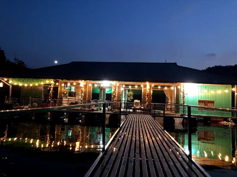Homestay Ẩm Thực Làng Chài Tuấn Hoài