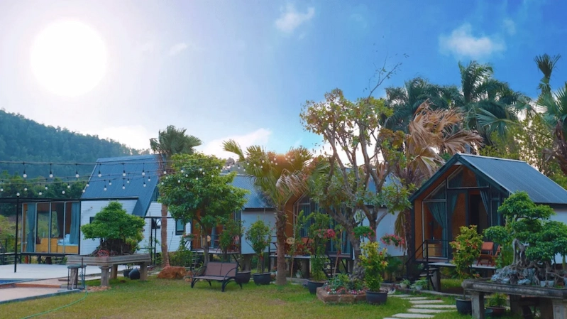 Homestay Stream House