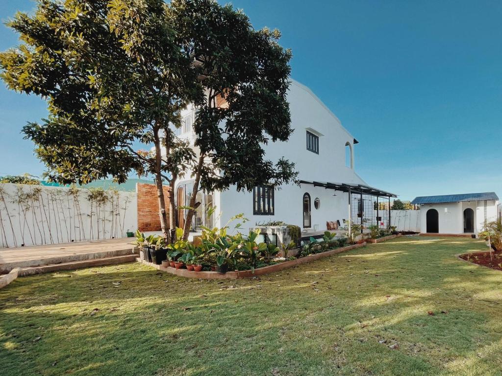 Xom House – Homestay Biển Hồ Pleiku