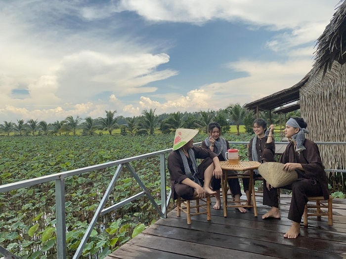 Tư Cá Linh Homestay