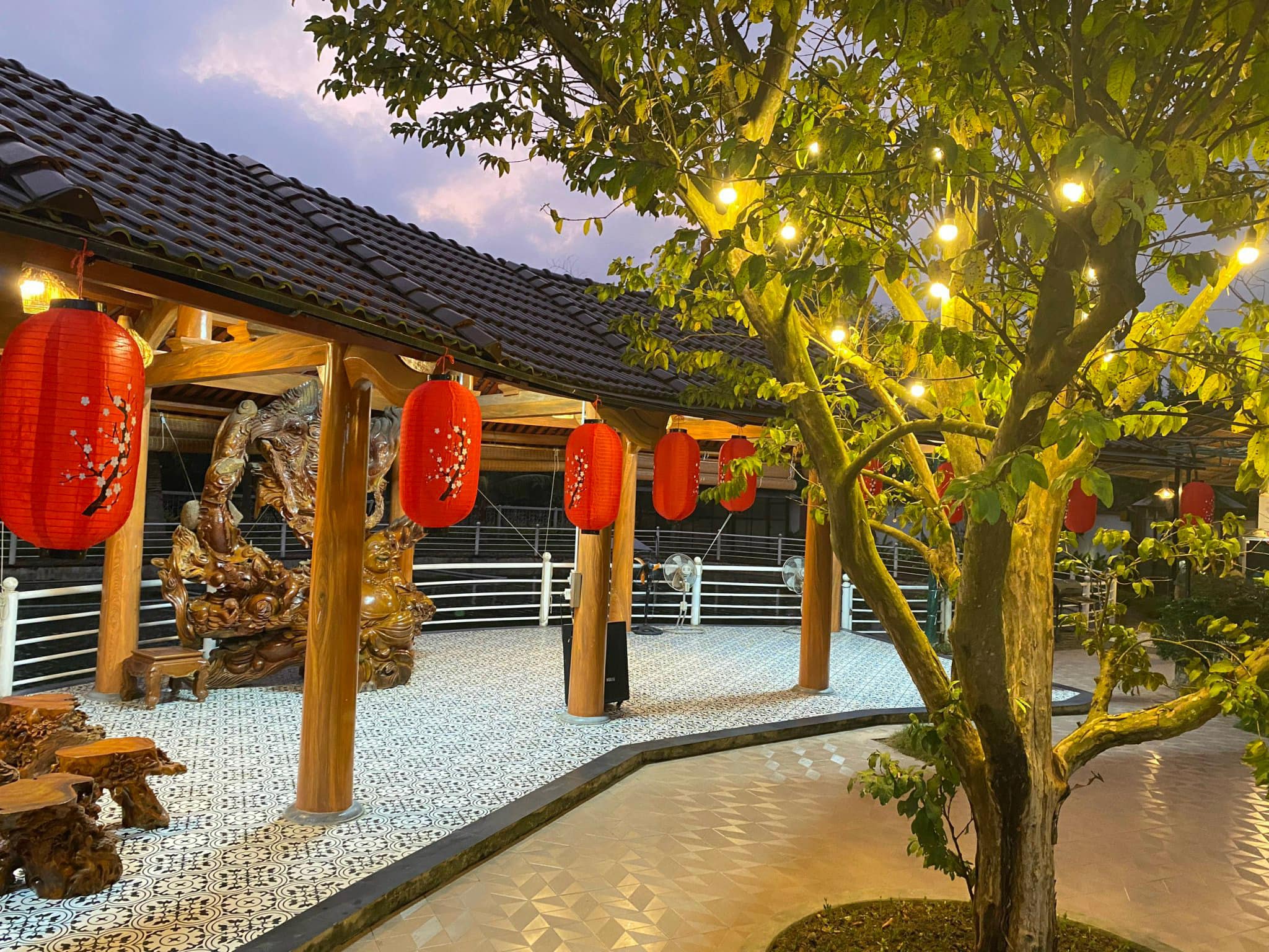 Cuống’s House