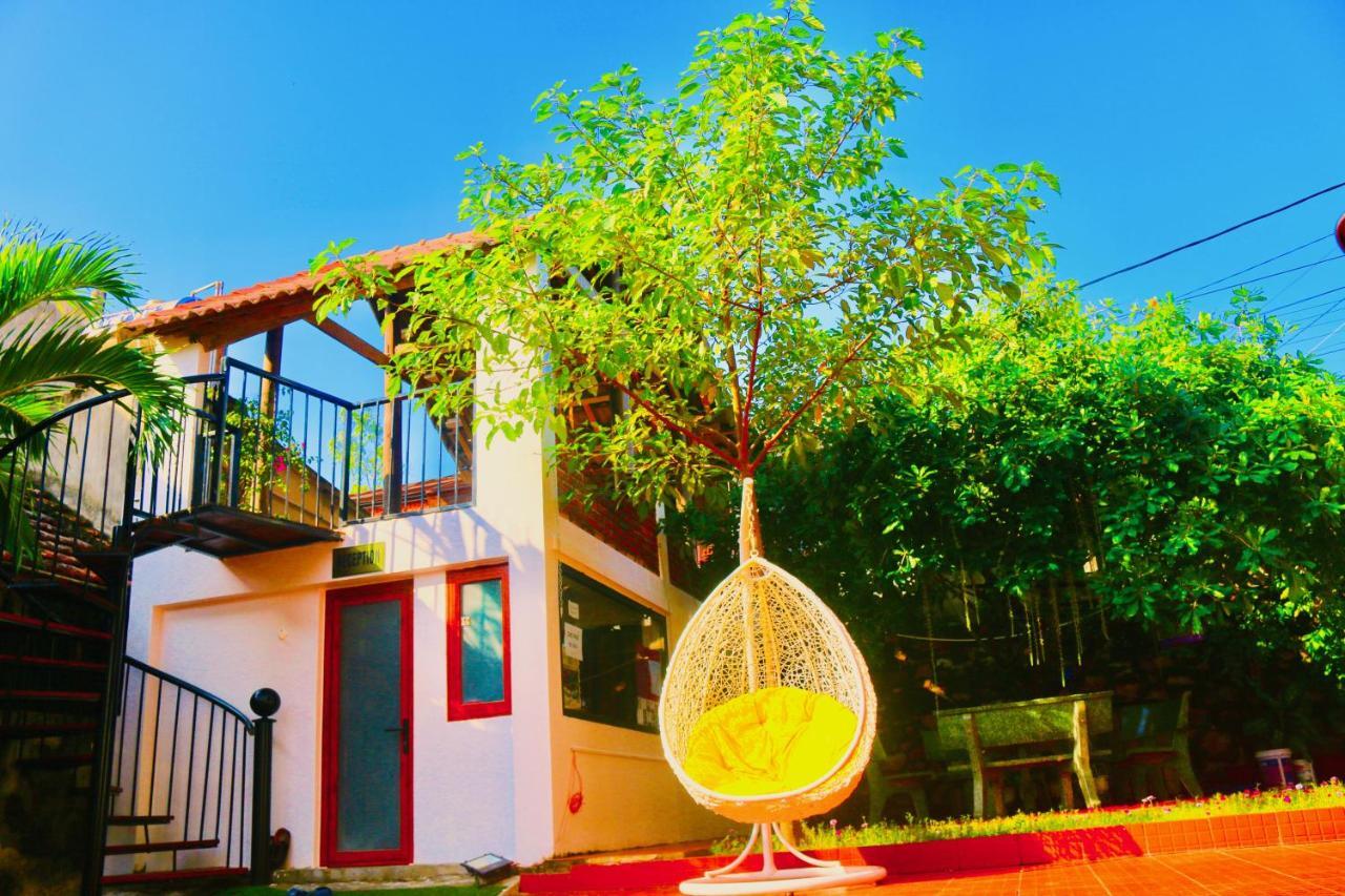 RiverView Homestay